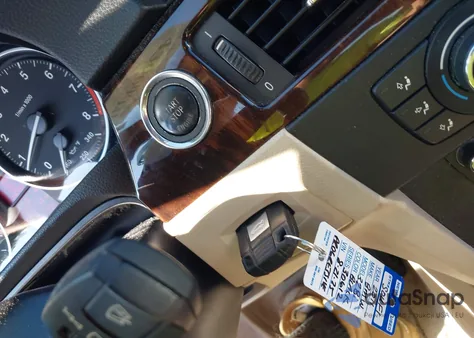 2011 BMW 328I z USA, uszkodzony, nr VIN WBAKE3C50BE559098